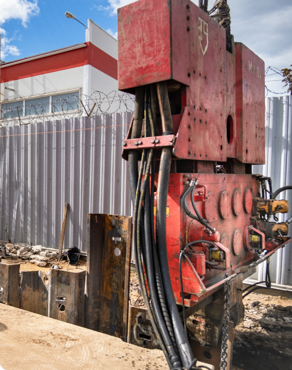 Вибропогружение шпунта